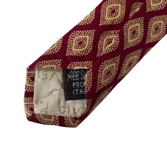 Givenchy Silk Tie Paisley Diamond Made in USA Italian Silk Red Cream EUC - Picture 4 of 7